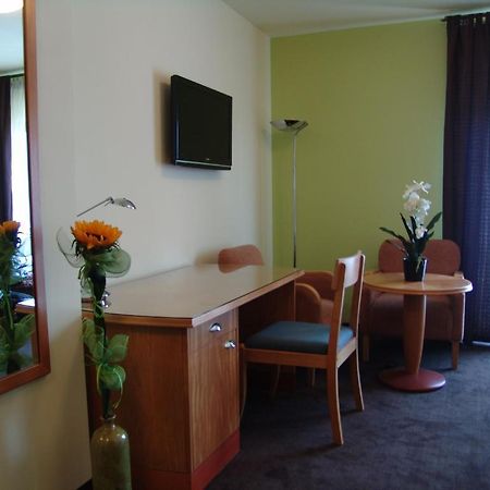 Green Energy Rooms Krakau Exterior foto